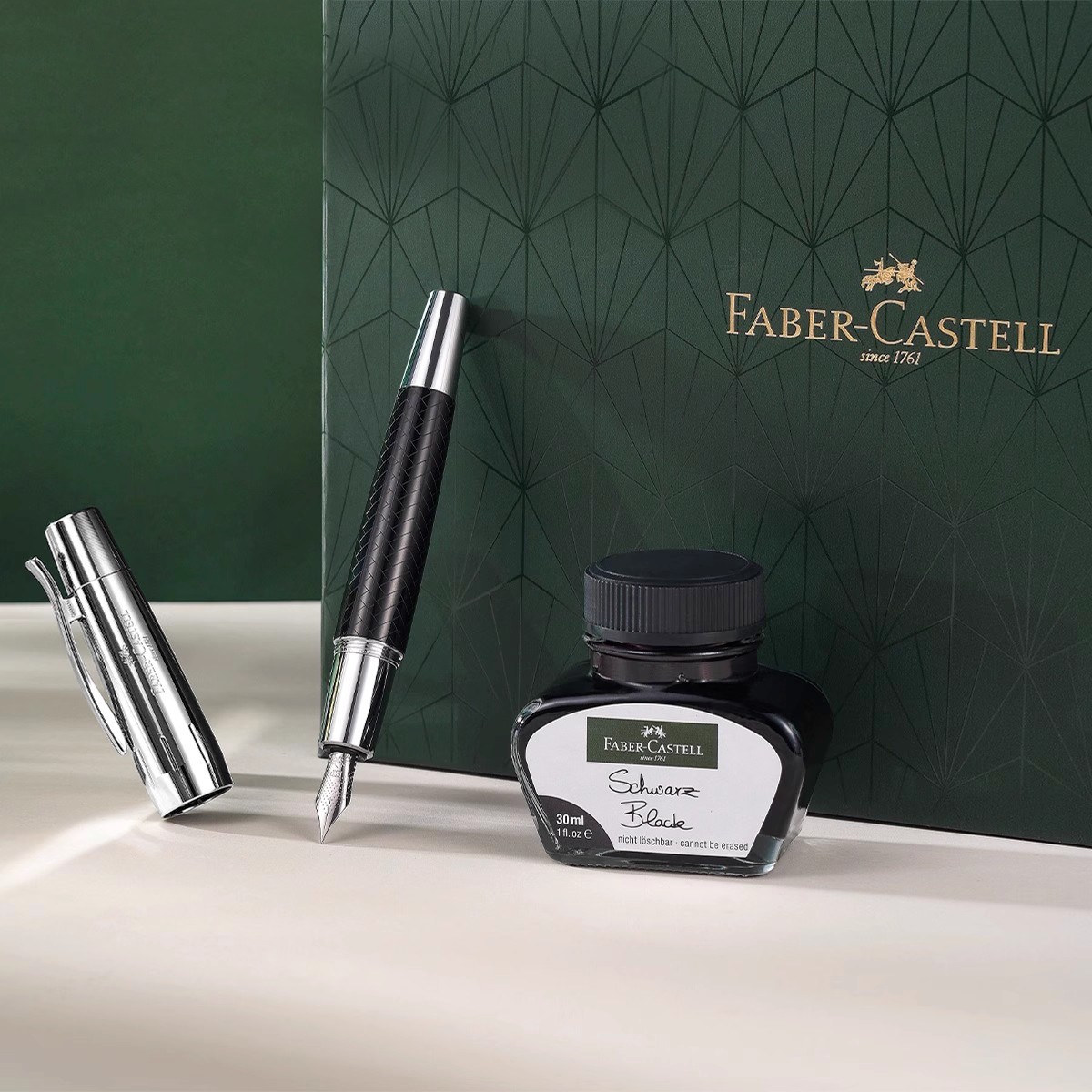 FABER-CASTELL/辉柏嘉德国尚品钢笔进口文具商务办公金属镶木纹墨