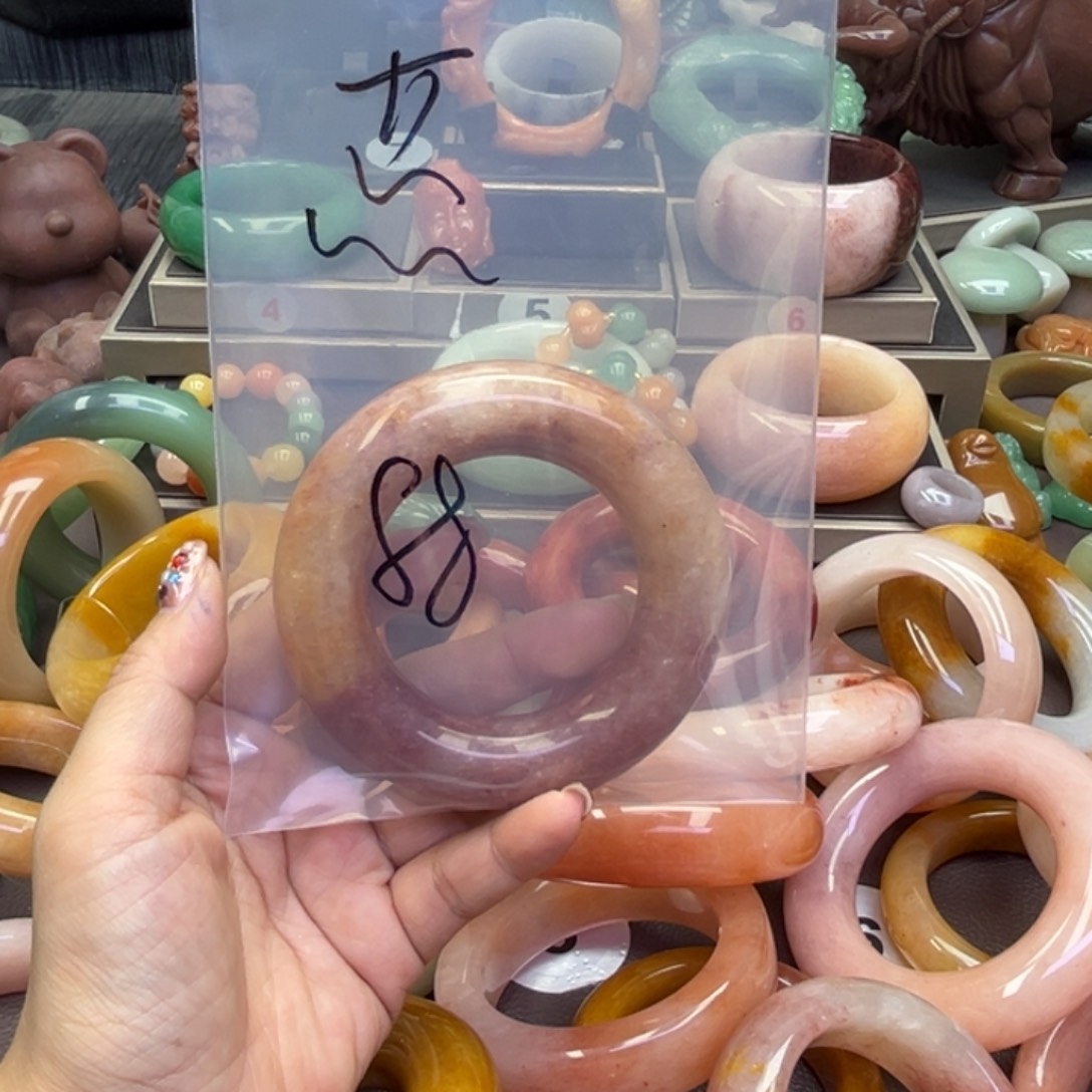 未镶嵌手镯石英岩玉C****芯