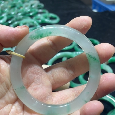 石英质玉手镯未镶嵌S***n