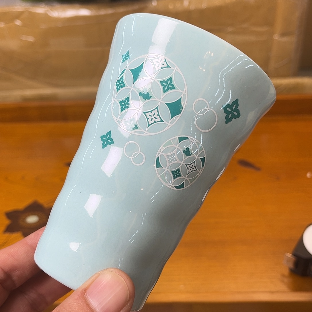 盖碗在家门口看到有条不太