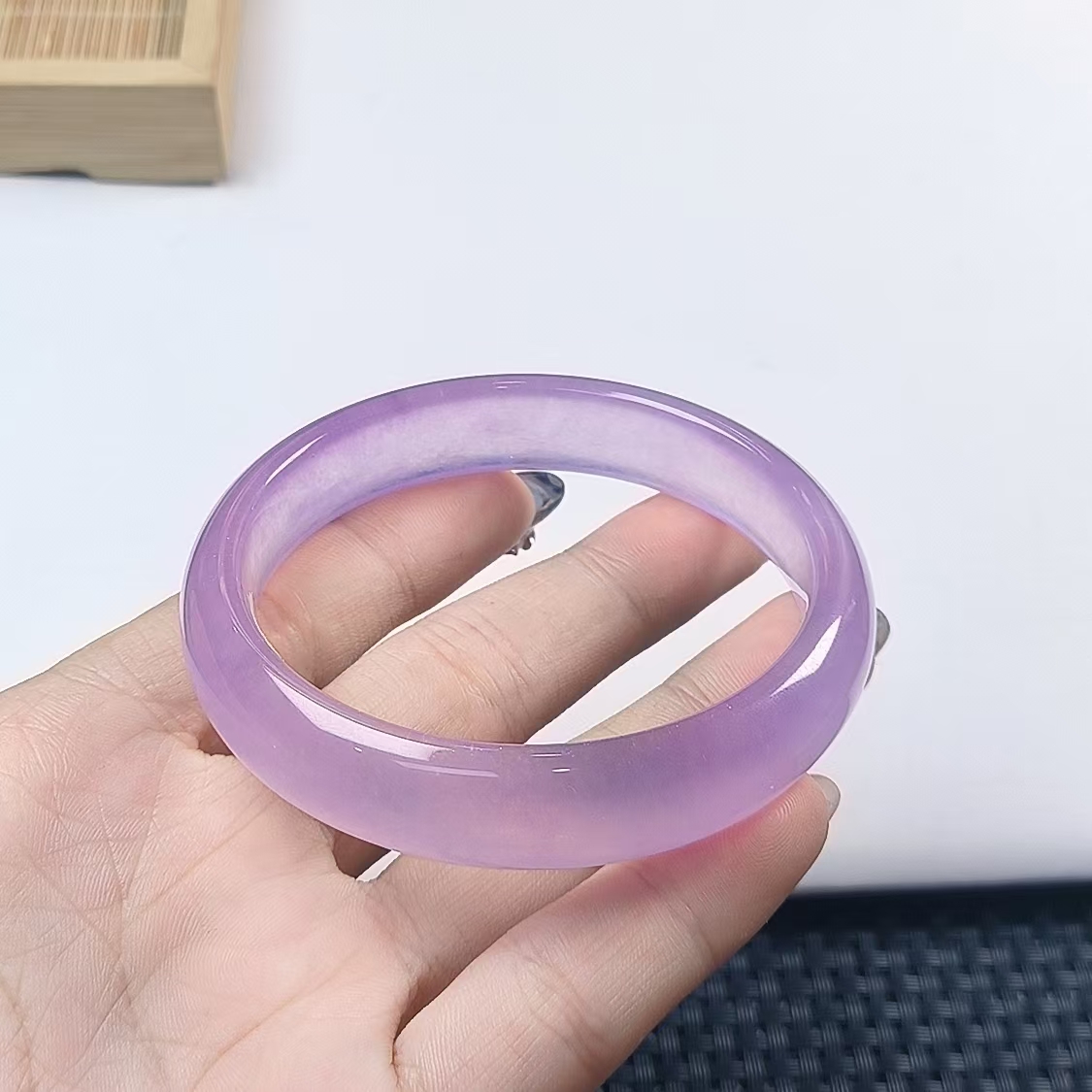 紫常精美雕刻气质男女同款百搭精致奇石