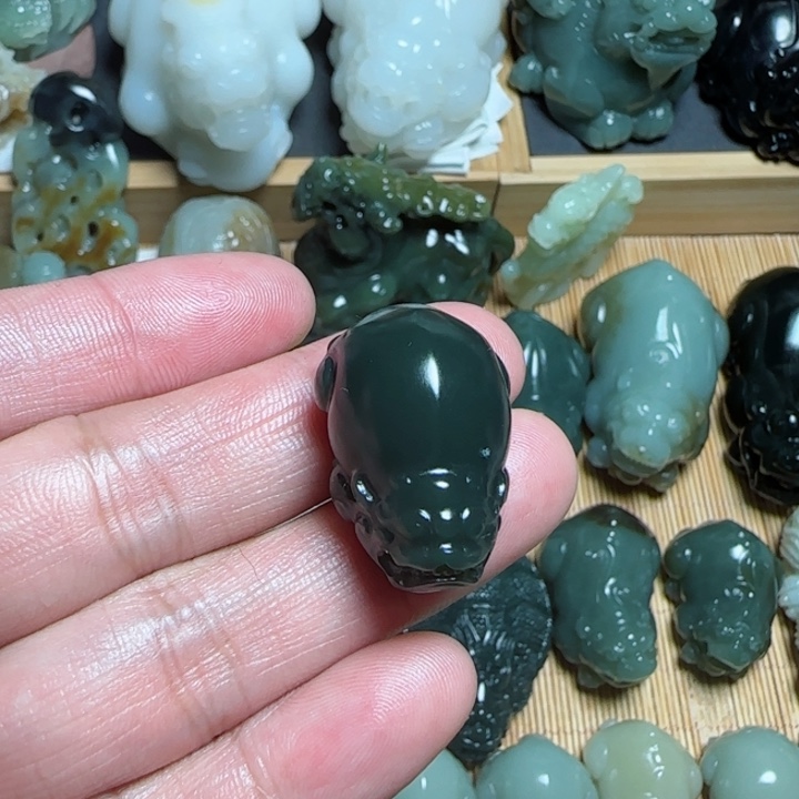 和田玉挂件未镶嵌