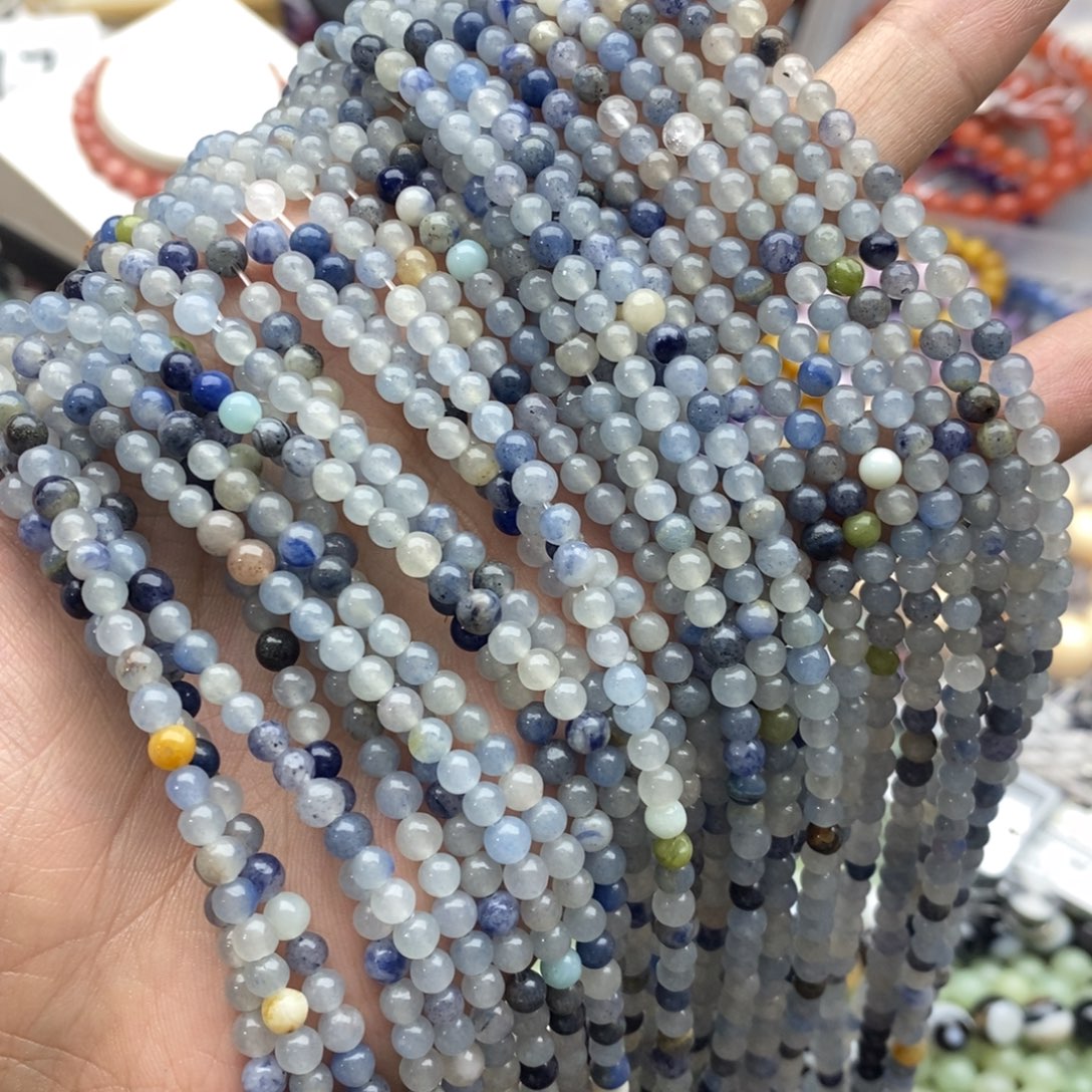 未镶嵌玛瑙/玉髓珠宝半成品一条天然4.5mm蓝东岭玉圆珠