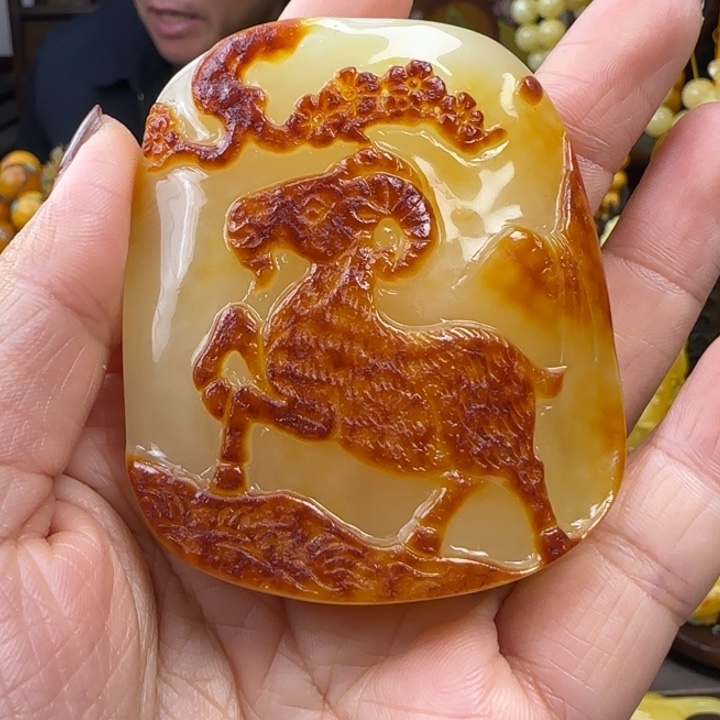 蜜蜡珠宝奇石未镶嵌