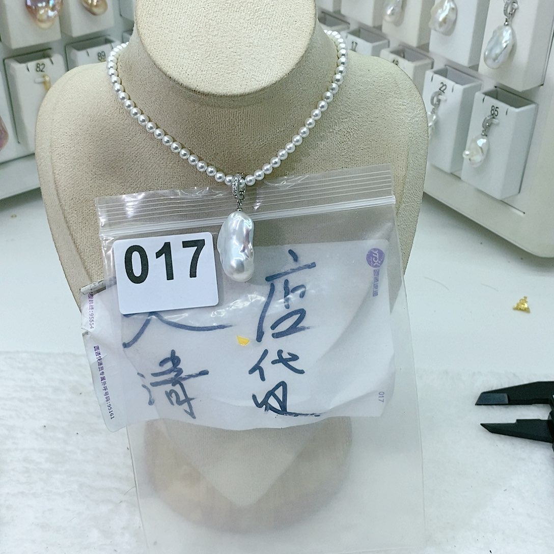 淡水珍珠颈饰合金