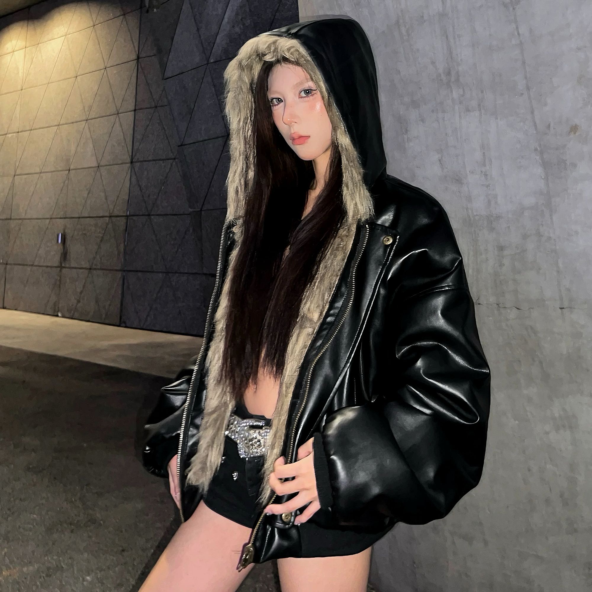 男女连帽厚款冬季免烫宽松短款皮毛一体网红大毛领座山雕棉服外套