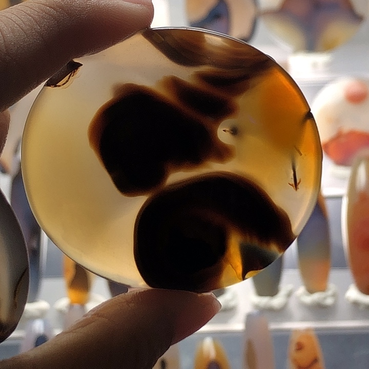 玛瑙/玉髓未镶嵌珠宝半成品92霞