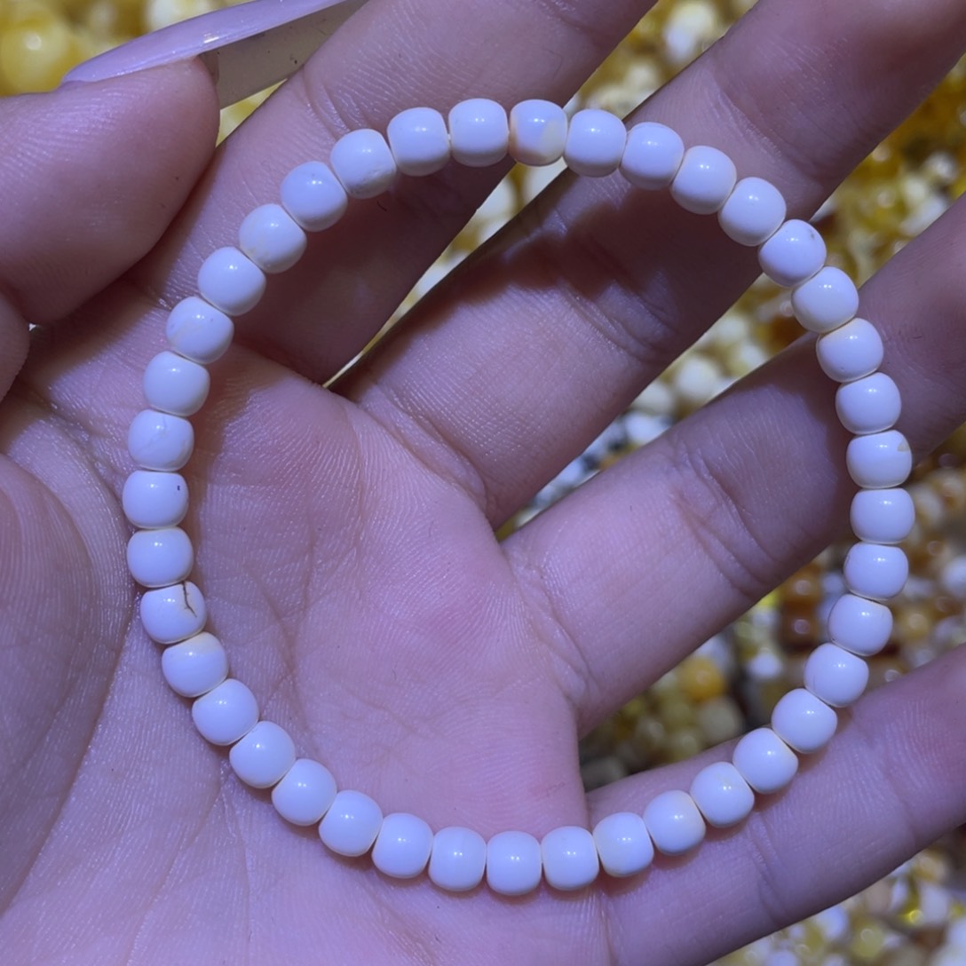 蜜蜡未镶嵌珠宝奇石5m