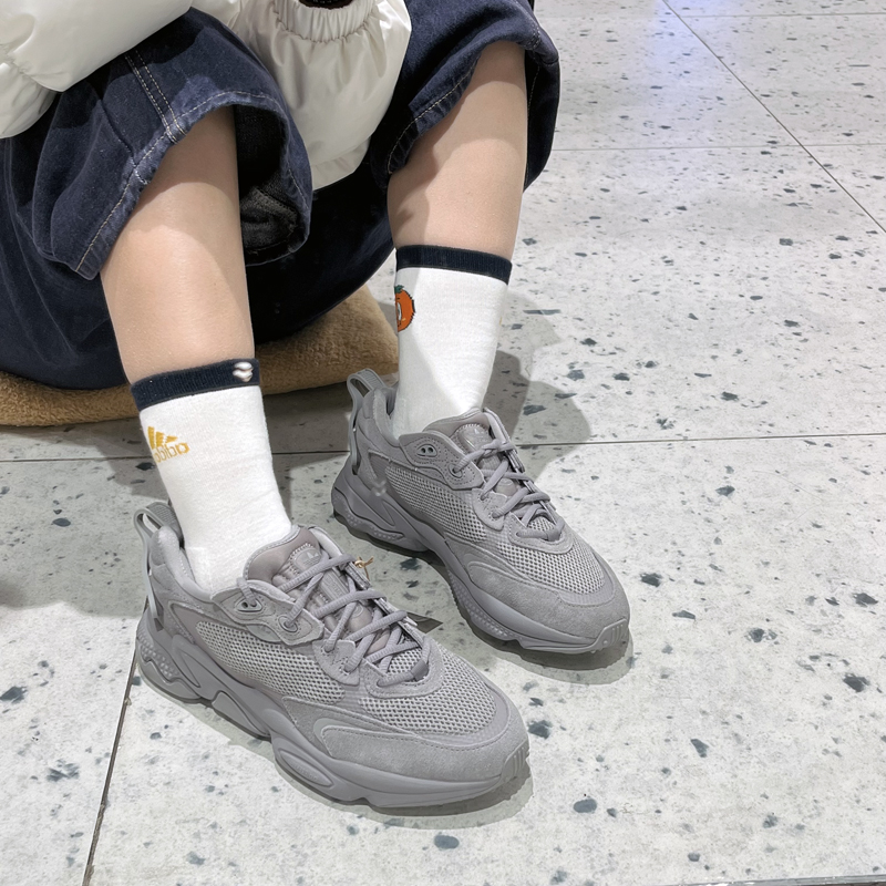 正品adidas阿迪达斯三叶草OZWEEGO男女复古轻便运动老爹鞋 GW9739