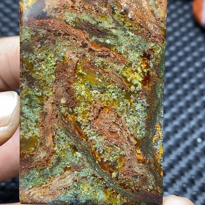 玛瑙/玉髓颈饰未镶嵌绿***湾