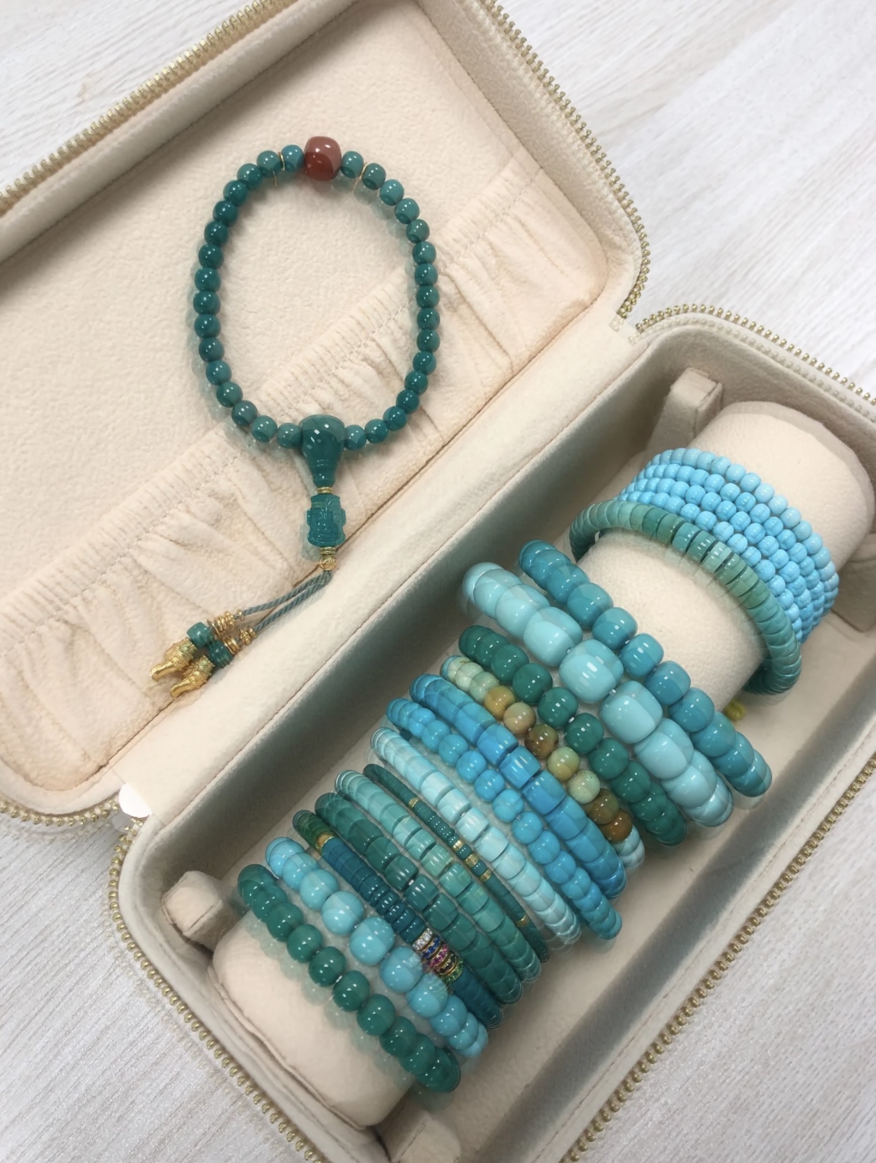 【贝贝优选】时尚百搭经典款天然绿松石手链