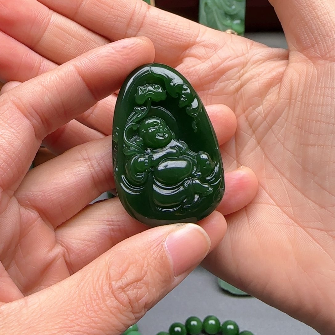 未镶嵌和田玉挂件向*飞