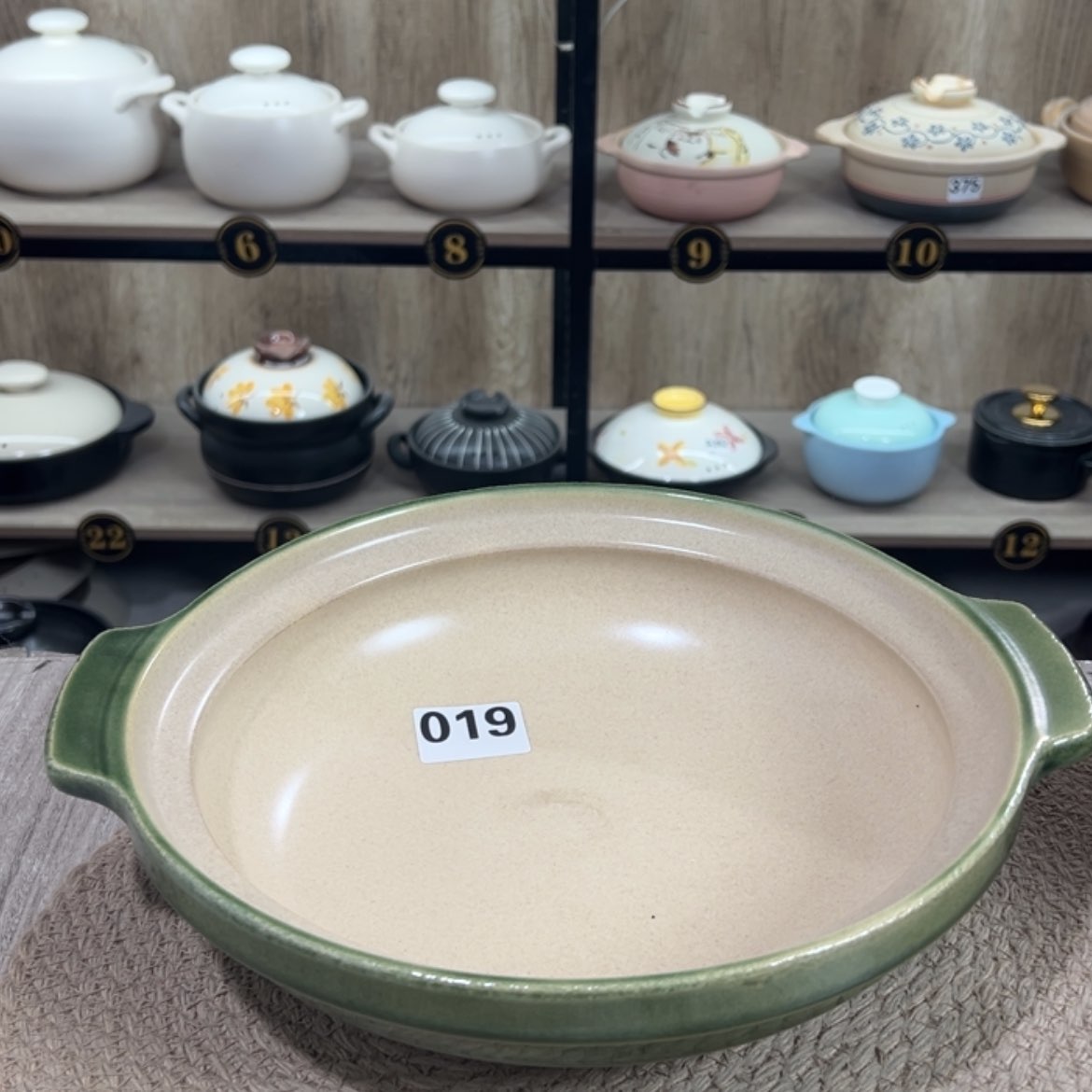 【闪购商品】1.8升砂锅微瑕疵品019