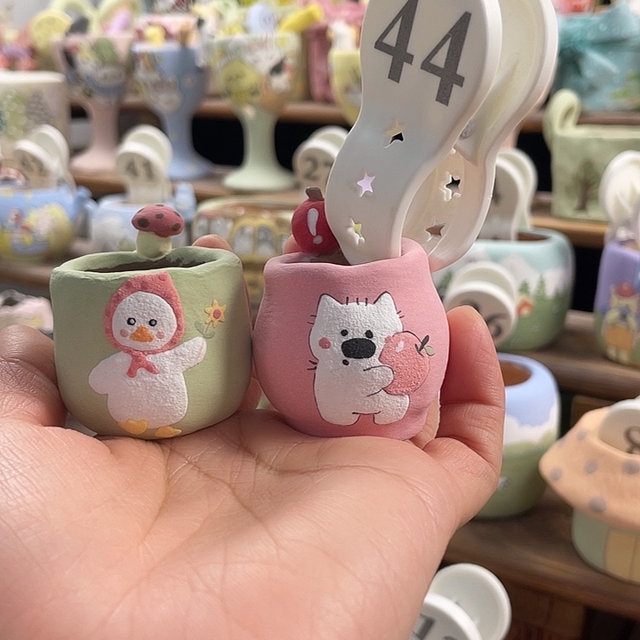 44…..手工手绘花盆