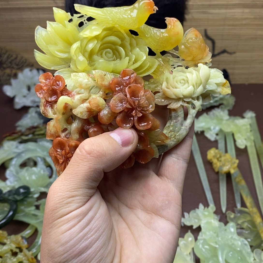 是***哎蛇纹石玉未镶嵌发饰