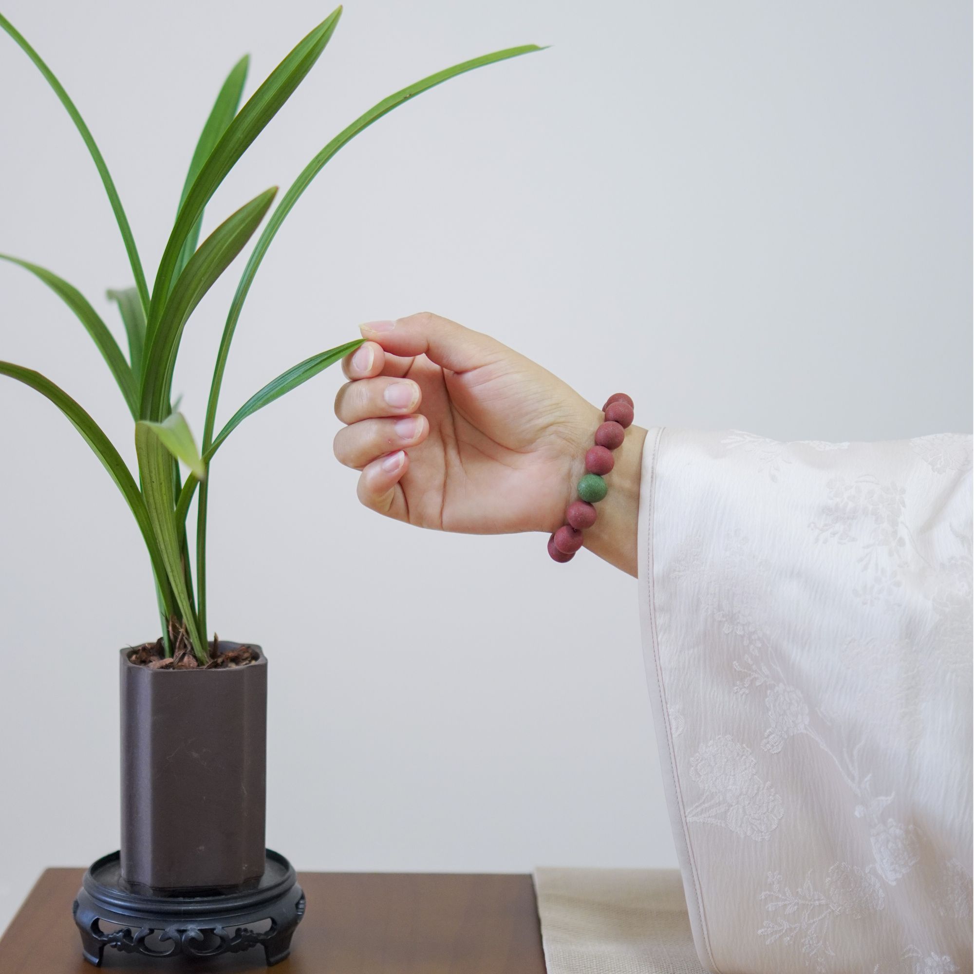 非金属木质手链 五行相生合香手串丨天然手工安神解郁调理娇娇香