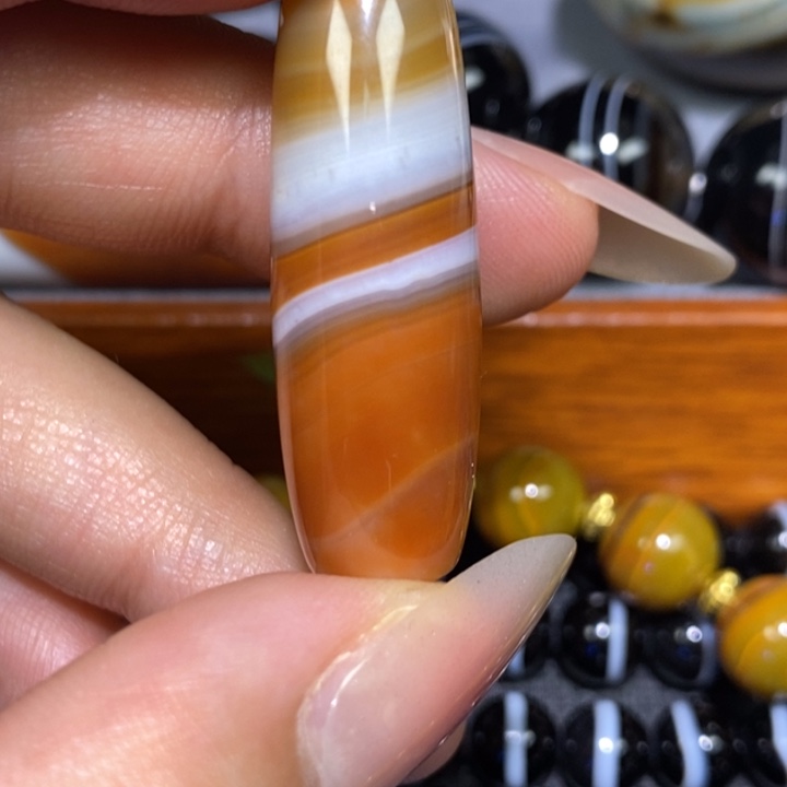 玛瑙/玉髓颈饰未镶嵌