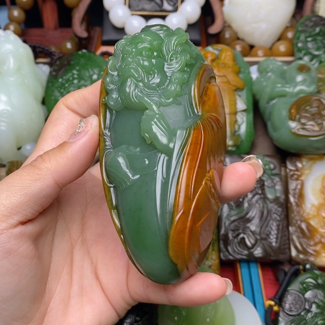 和田玉颈饰未镶嵌用****0分单2总金额6.5万