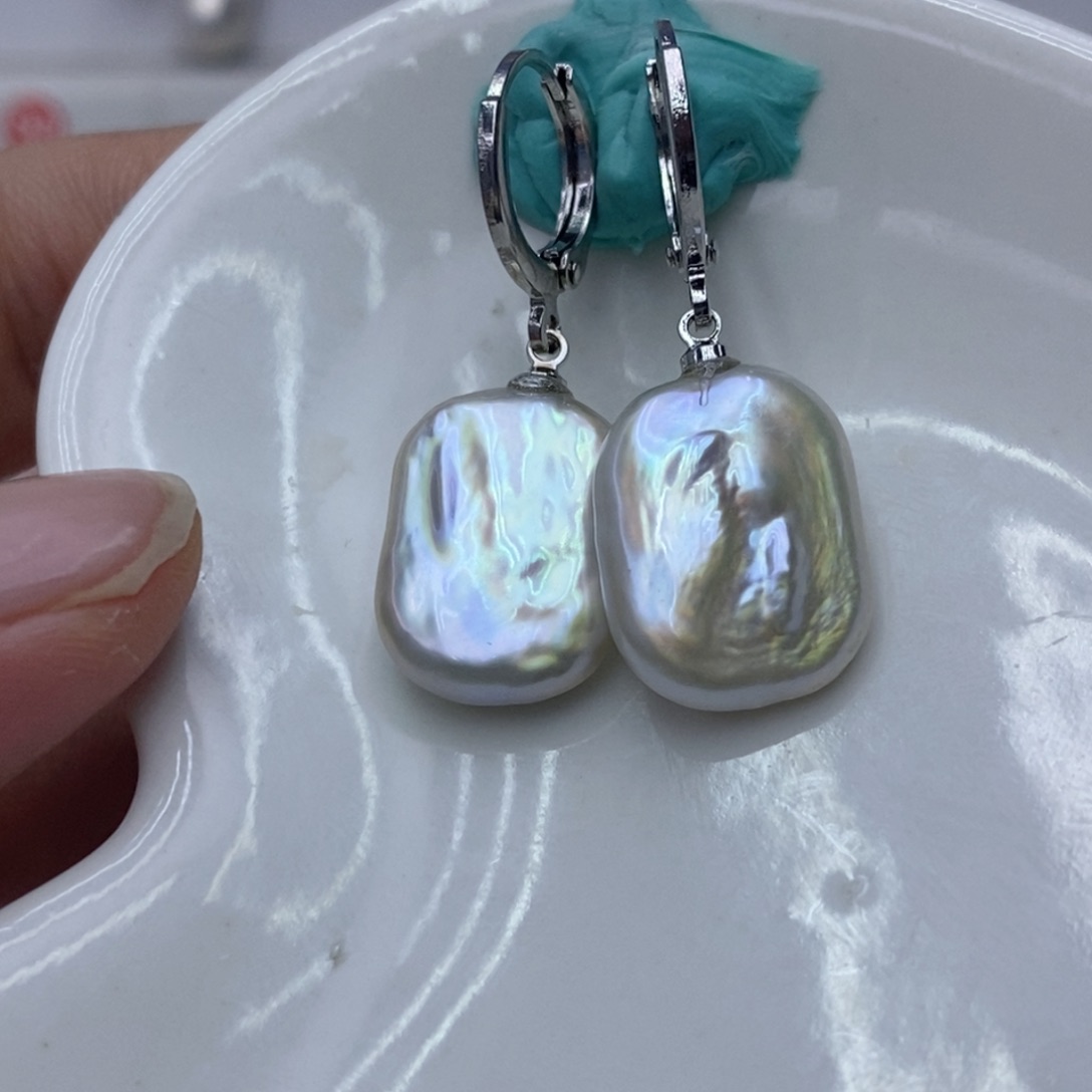 淡水珍珠耳饰未镶嵌