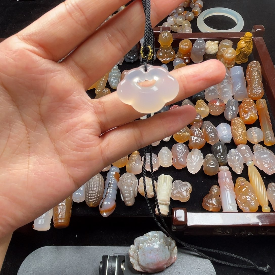 未镶嵌玛瑙/玉髓珠宝奇石