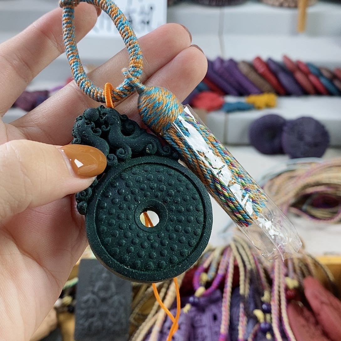 合香芳华清木双龙平安牌包挂款