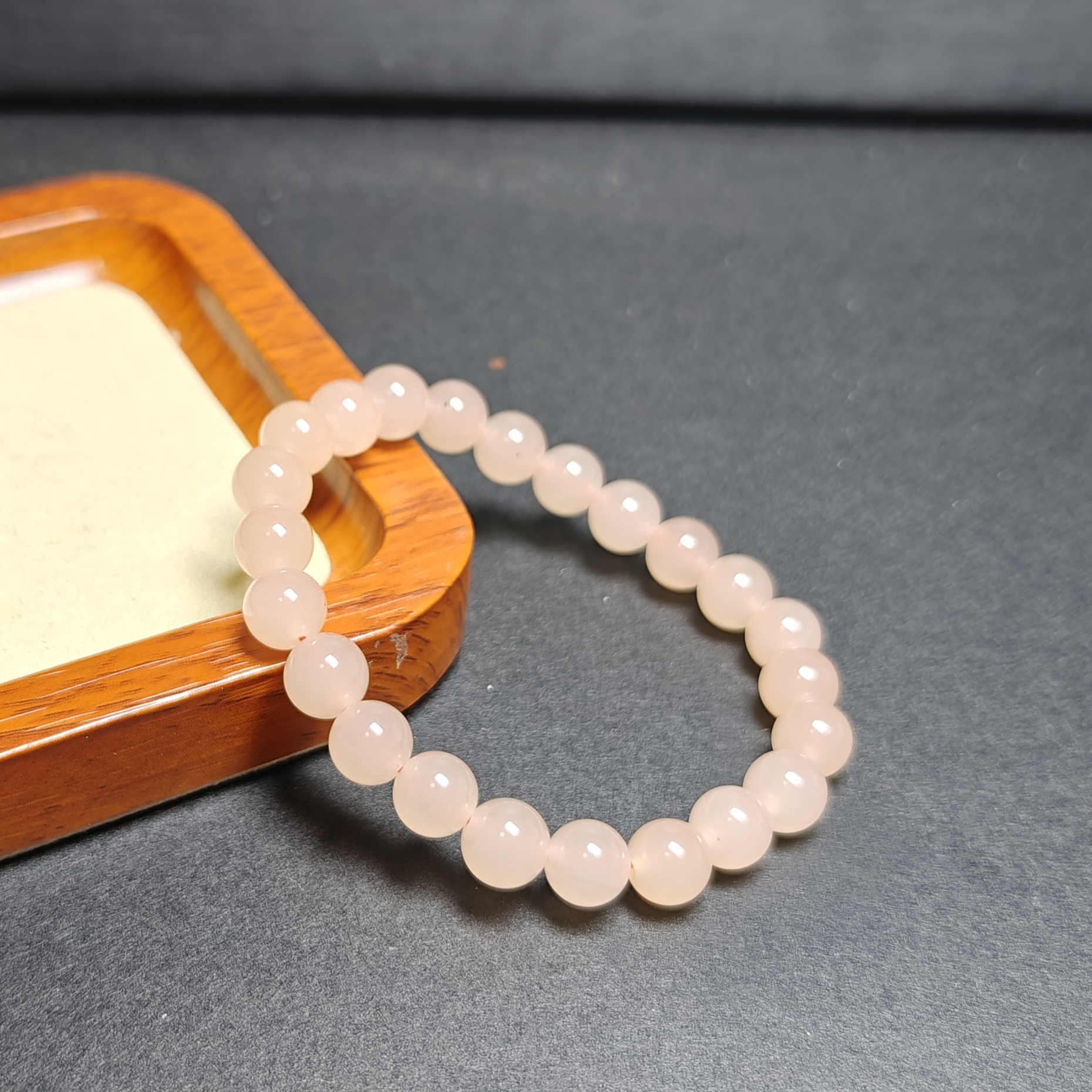 [停业清货]藕粉色8m手串-185-多样性发一