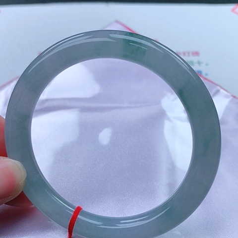 翡翠手镯（圆镯）未镶嵌7 号翡翠手镯