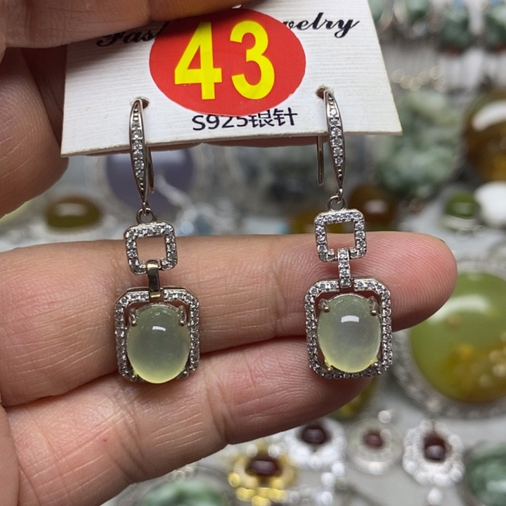 蛇纹石玉耳环银S925镶嵌