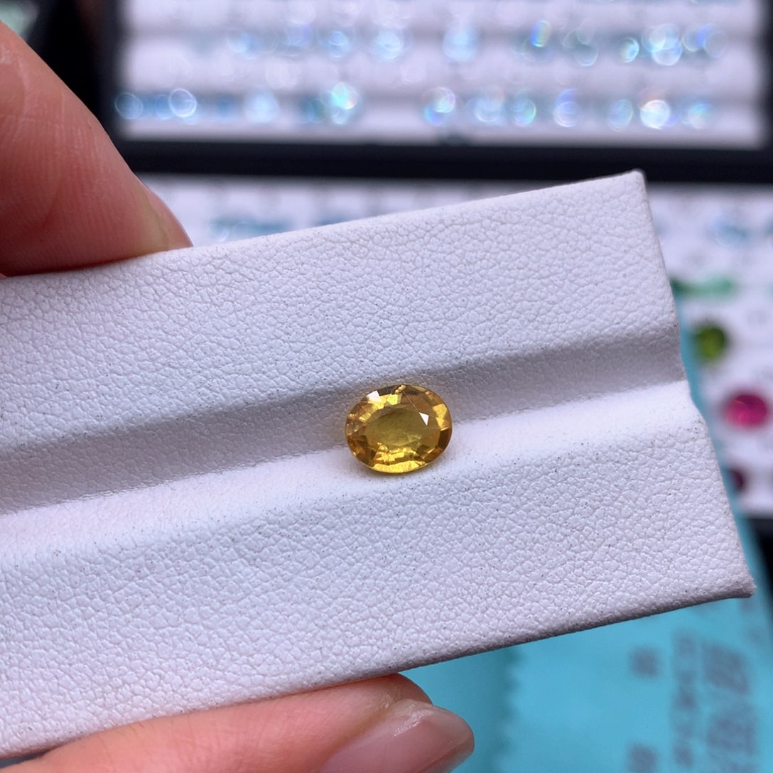 蓝宝石珠宝奇石未镶嵌