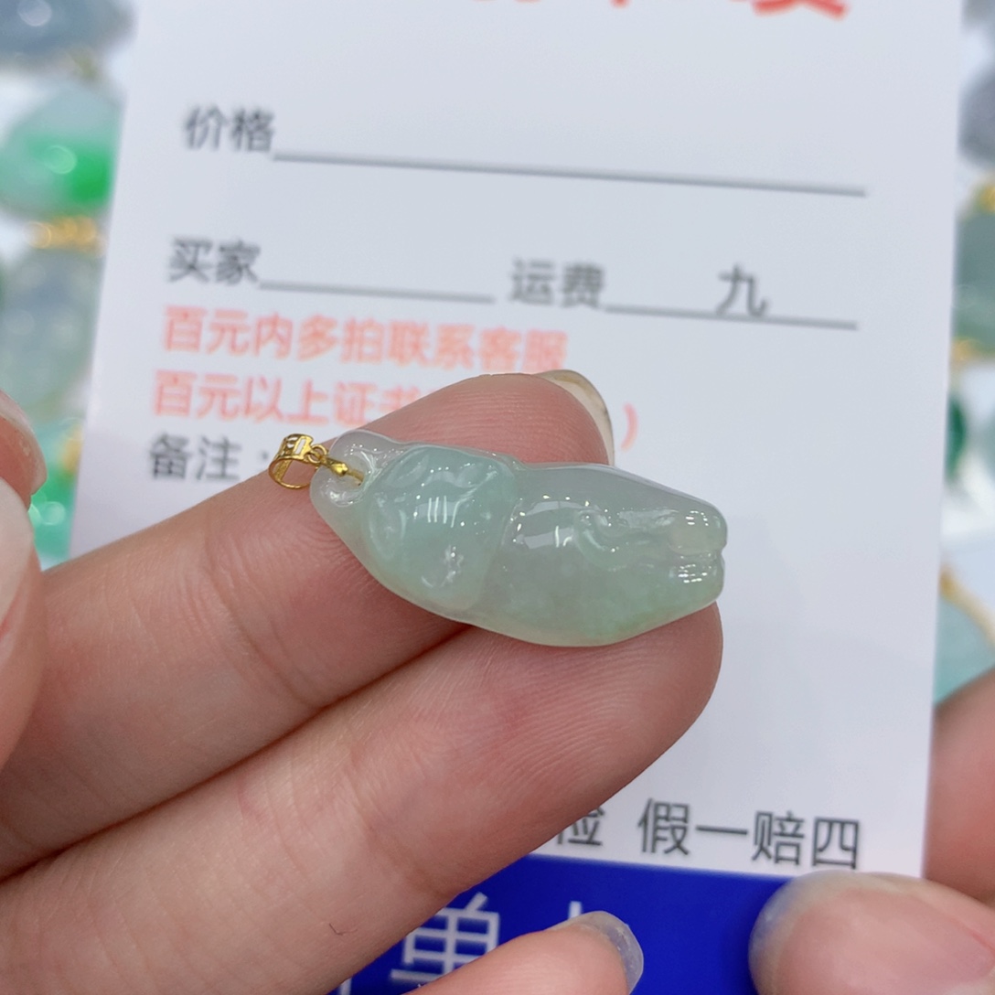 翡翠颈饰18K金镶嵌猫