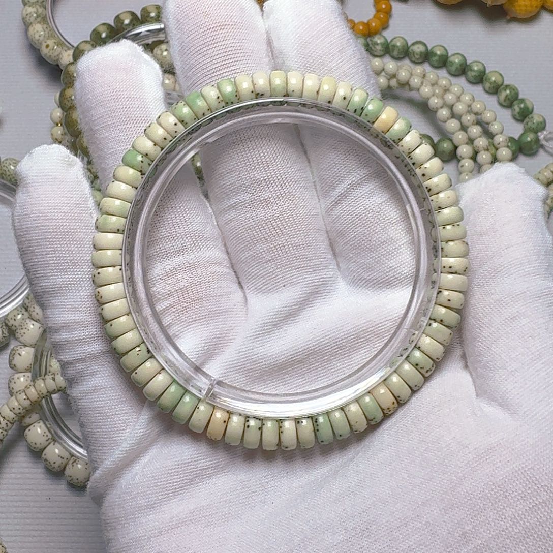 梅***雪手串星月菩提原生态石玉料卡7药片手串