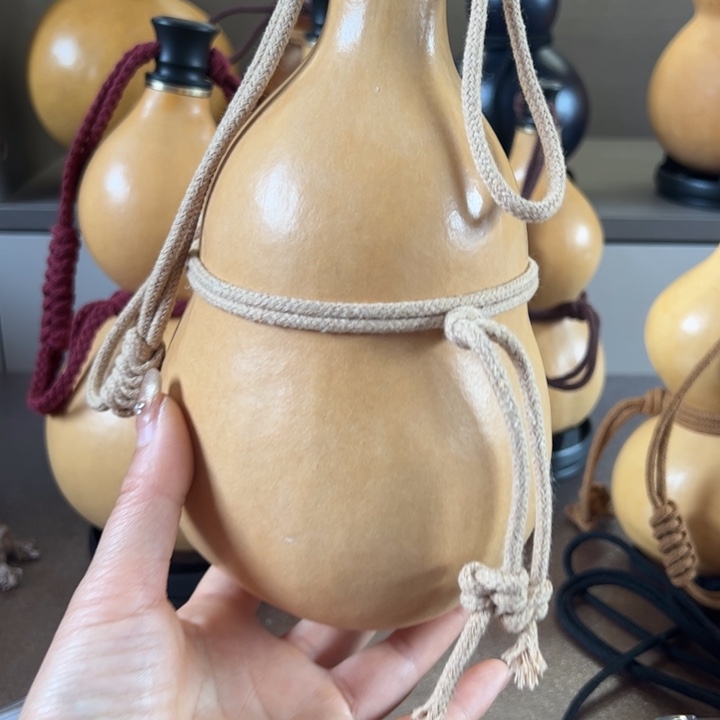 图图图图童摸摸哦哦哦