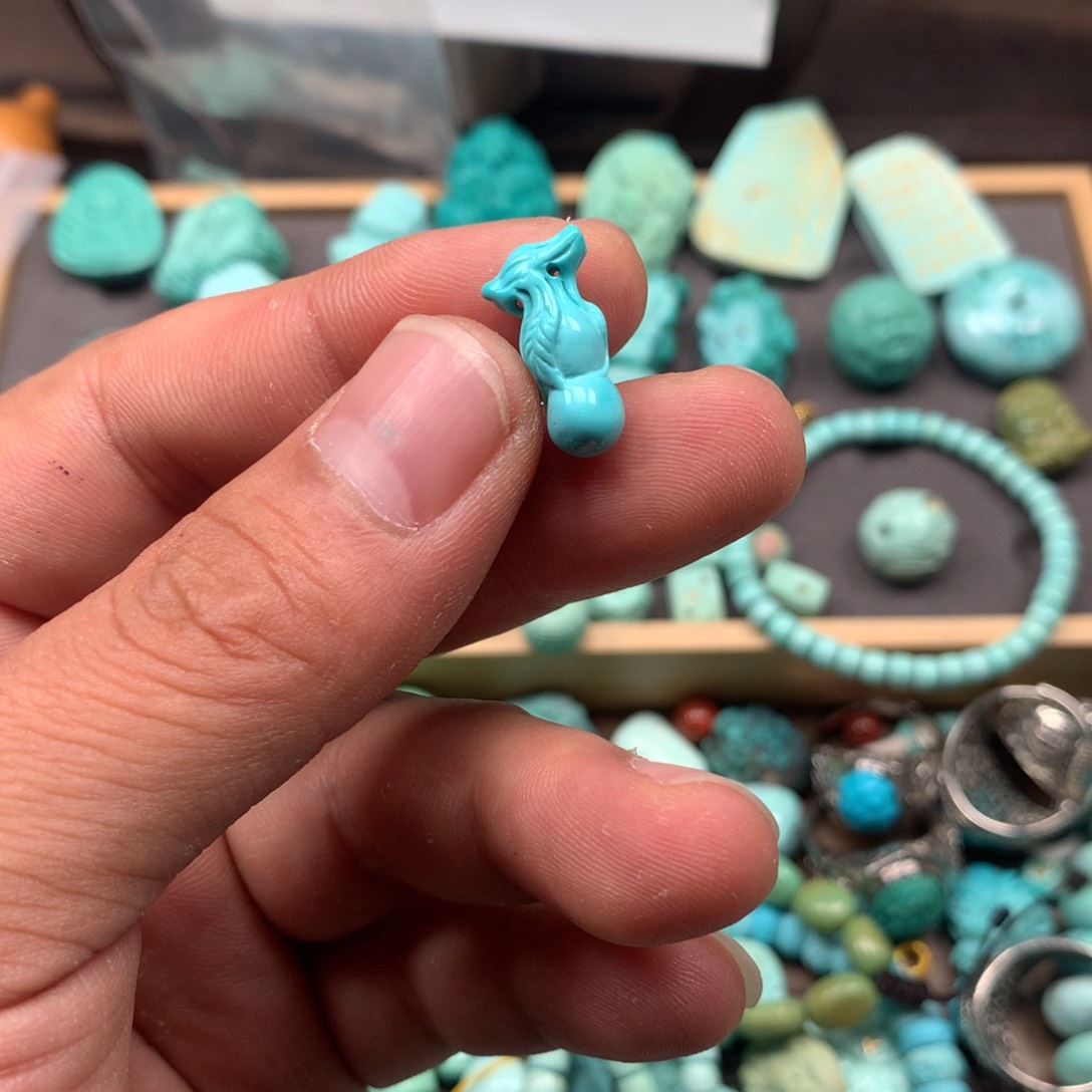 绿松石雕刻未镶嵌