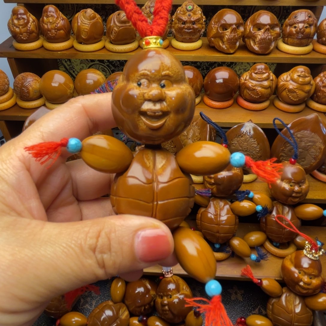 吊坠橄榄核红色富贵