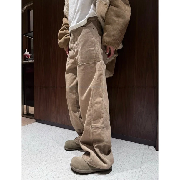 灯芯绒工装裤复古日系加绒弯刀裤宽松系扣阔腿保暖休闲裤秋冬新品