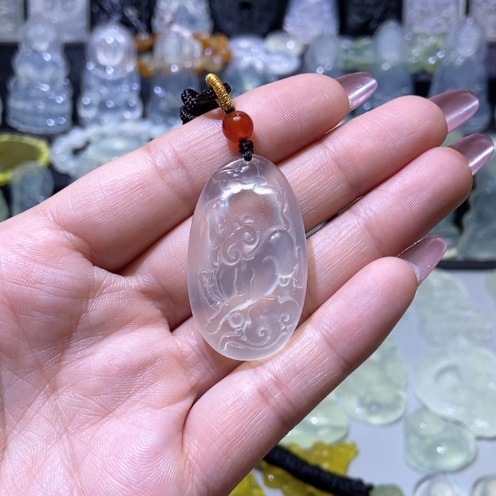 岫玉未镶嵌吊坠吊坠