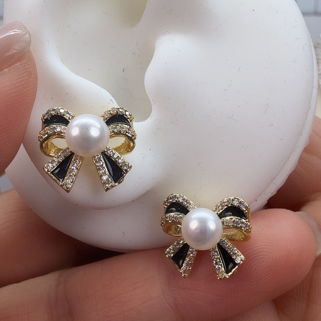 淡水珍珠未镶嵌耳饰