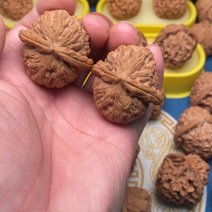 核桃手串/手链三地三角白狮子头39尺