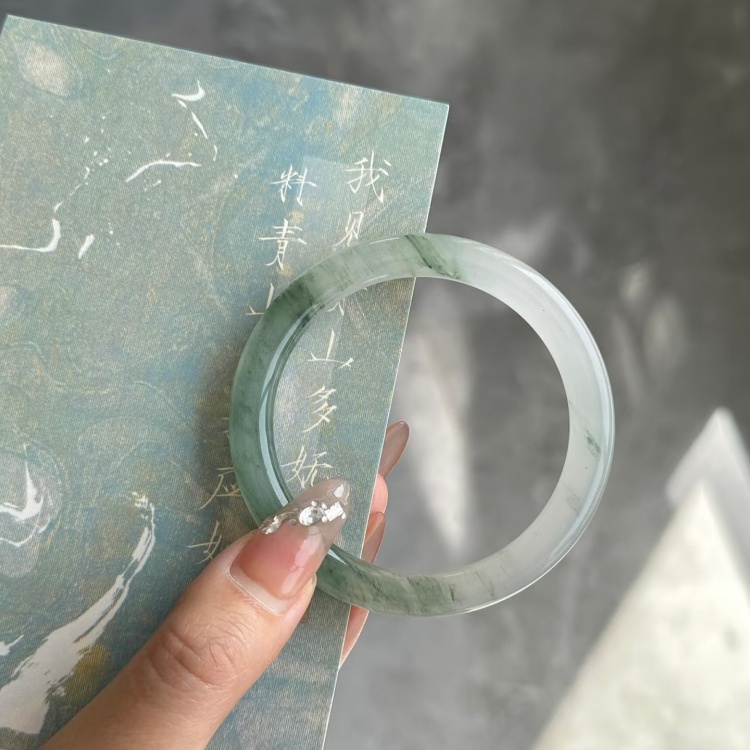 【心安钰坊】新疆天山翠冰翠绿色飘花手镯平安镯 气质百搭款