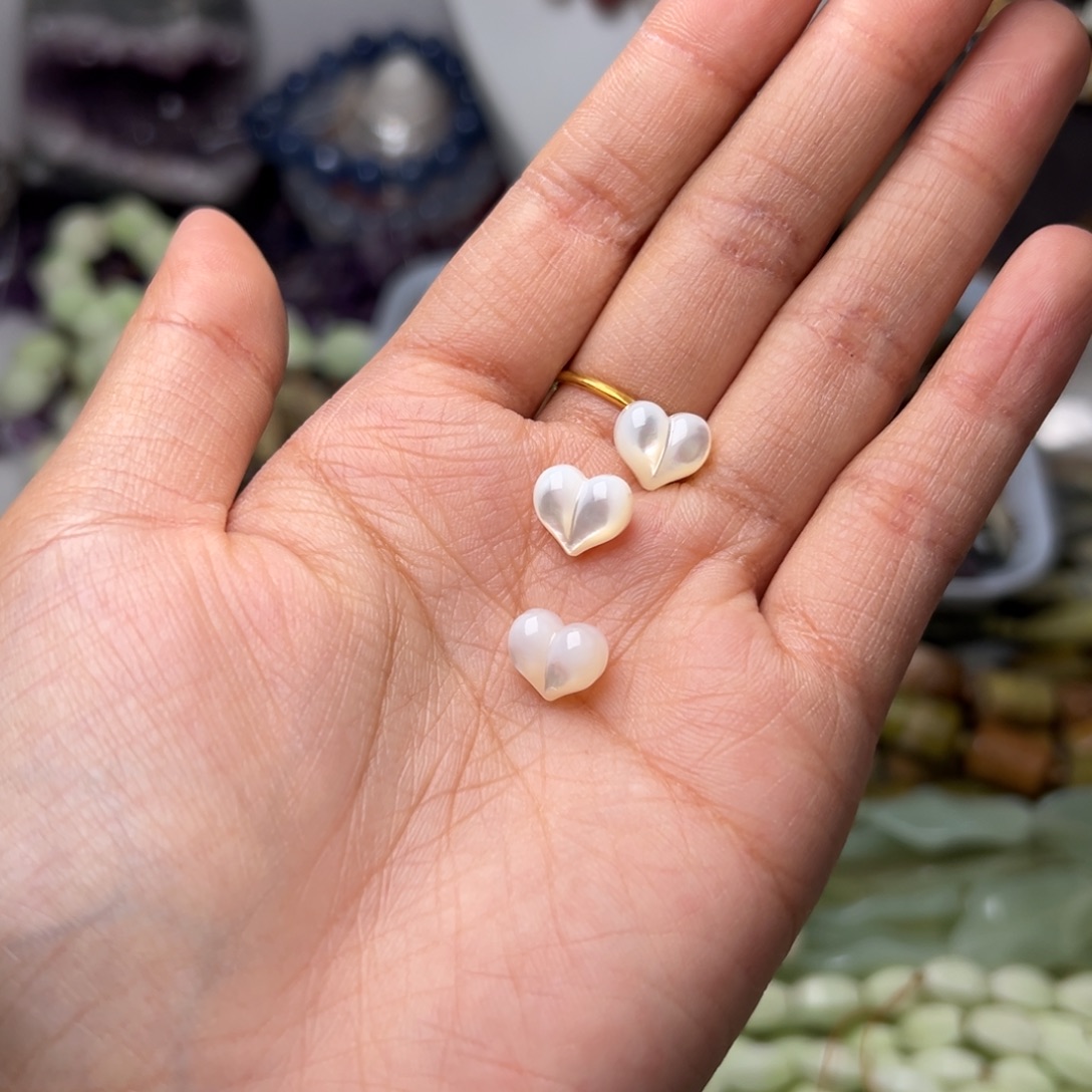 玛瑙/玉髓合金珠宝半成品N327 10mm天然老鱼骨屁桃一个