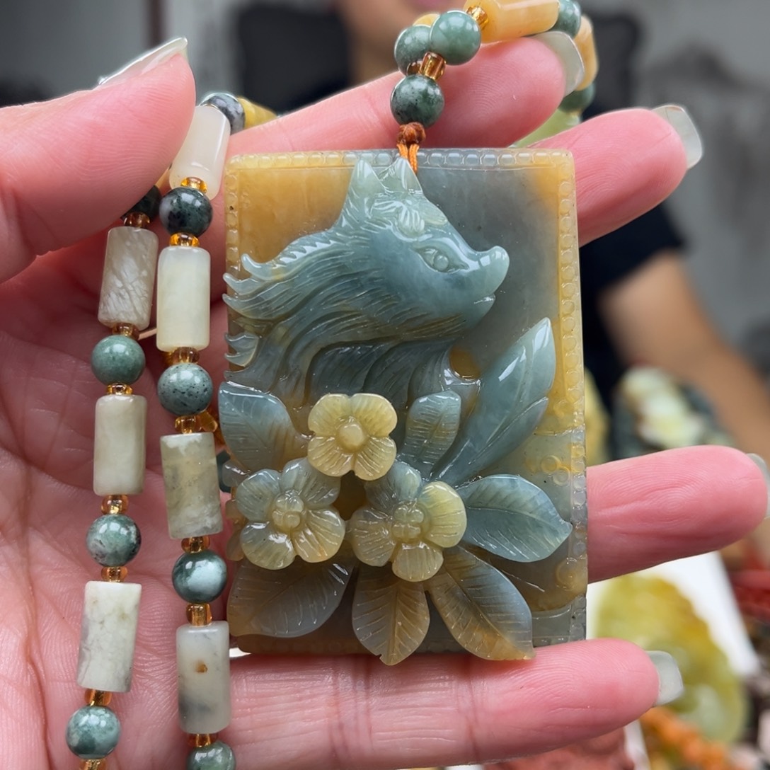 岫玉未镶嵌挂件挂件