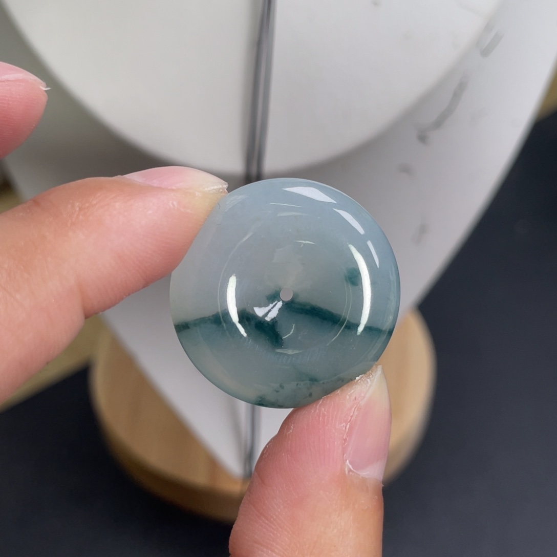 翡翠未镶嵌颈饰31467890000