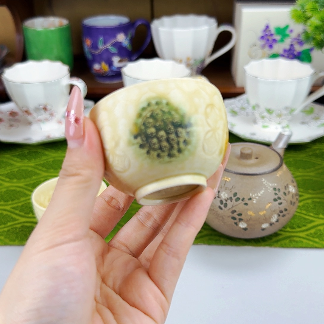 她家陶瓷真好看呀