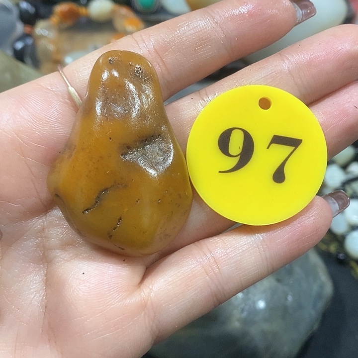 未镶嵌和田玉（糖玉）挂件