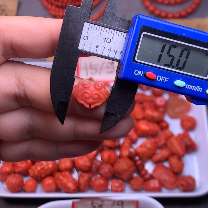 【闪购商品】未镶嵌配饰微瑕南红玛瑙