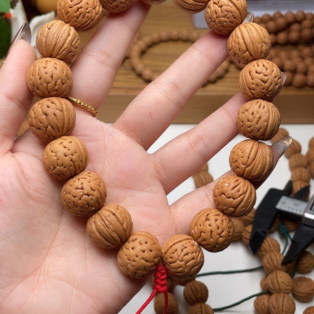 否***来17加野生灯笼桃核手持