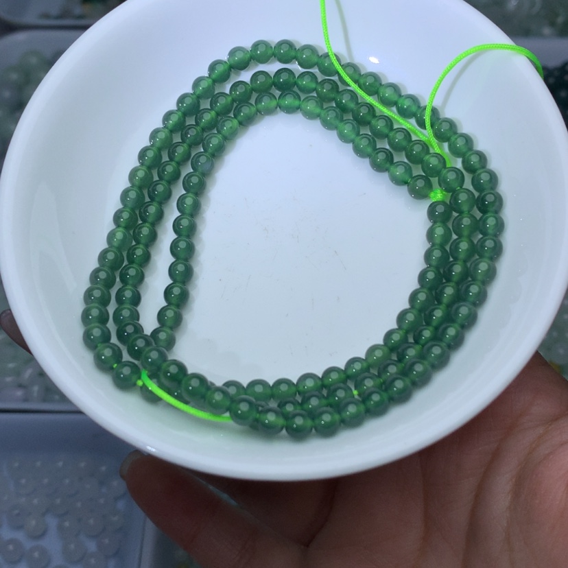 【闪购商品】未镶嵌翡翠手链卡4.7高冰湖水绿30颗