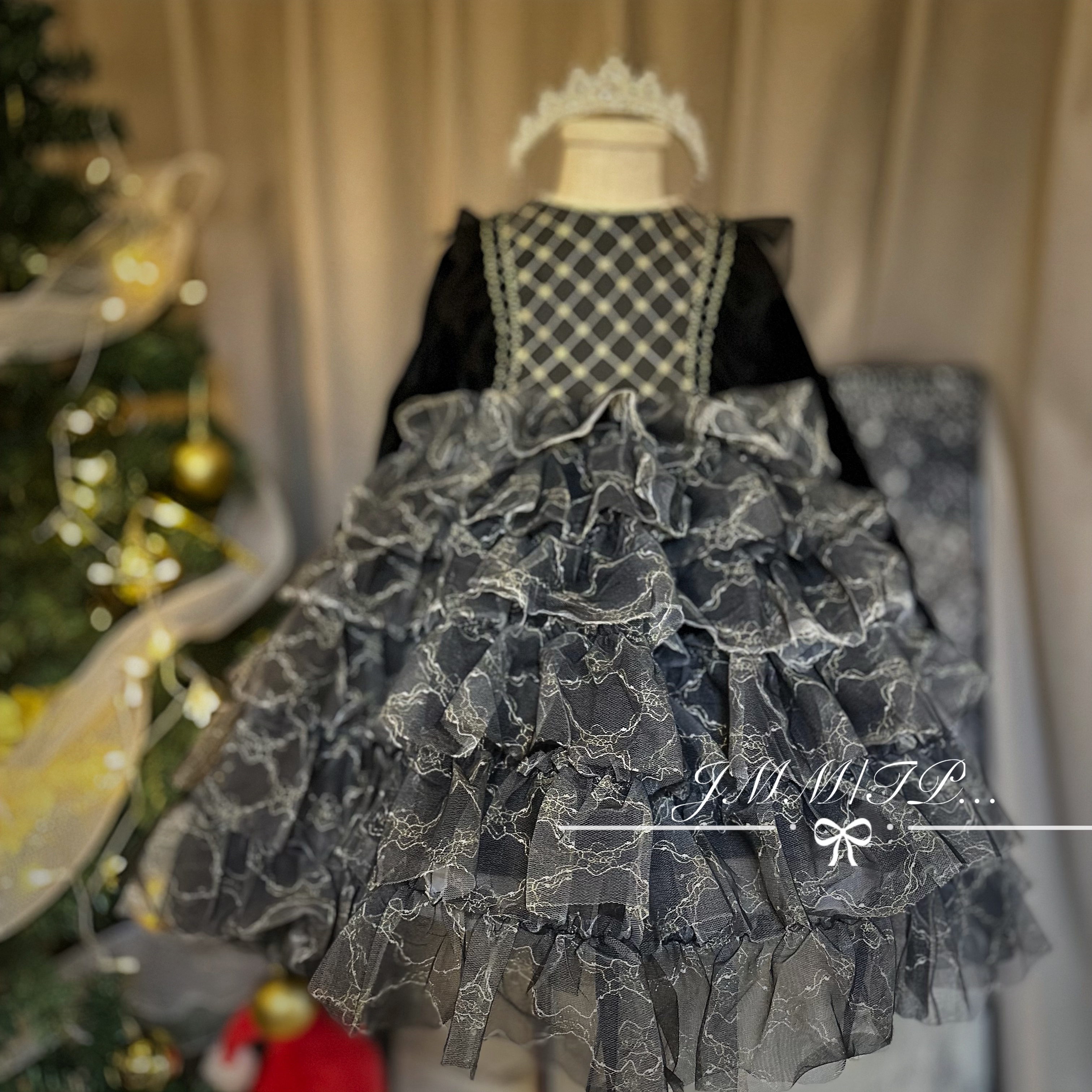 【秋冬款】F015新款秋冬设计黑色钉珠礼服裙