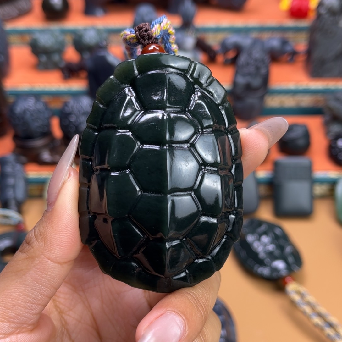 未镶嵌和田玉挂件二**?