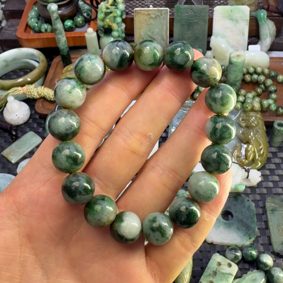 翡翠未镶嵌颈饰翡翠颈饰未镶嵌